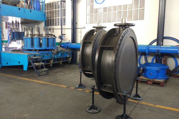 Válvulas DN1200 agua de mar 